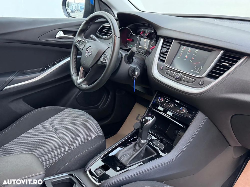 Opel Grandland X - 14