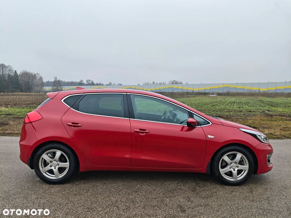 Kia Ceed 1.6 GDI L - 4
