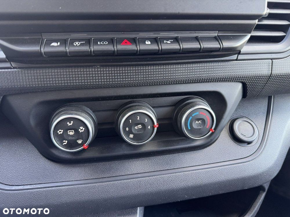 Renault Trafic - 27