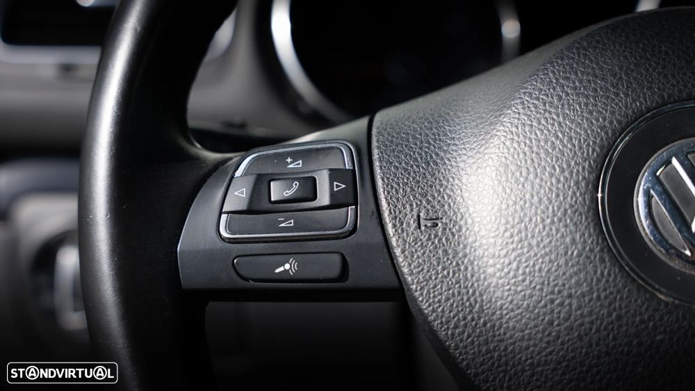 VW Golf 2.0 TDI DPF DSG Style - 18