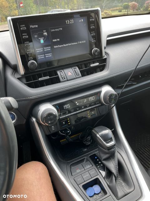 Toyota RAV4 - 11