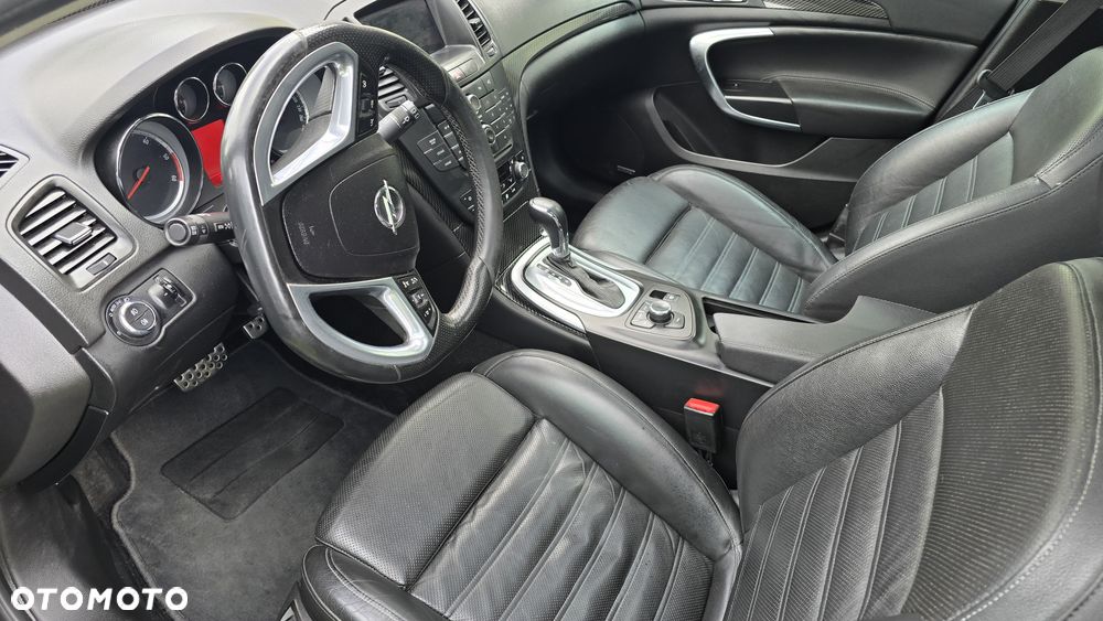 Opel Insignia - 23