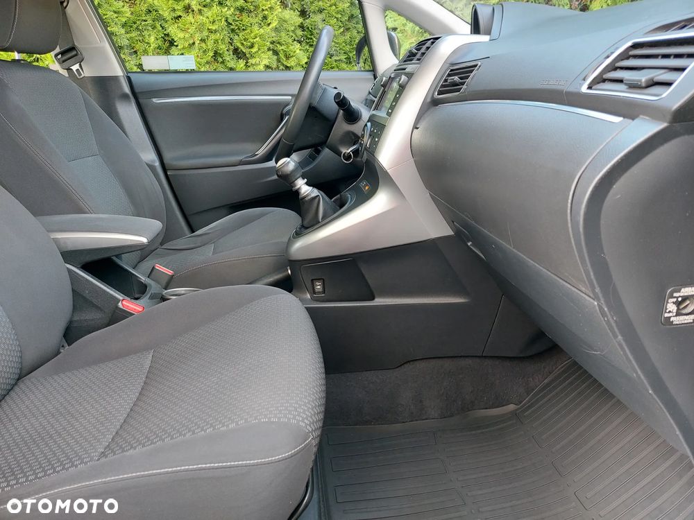 Toyota Verso - 22