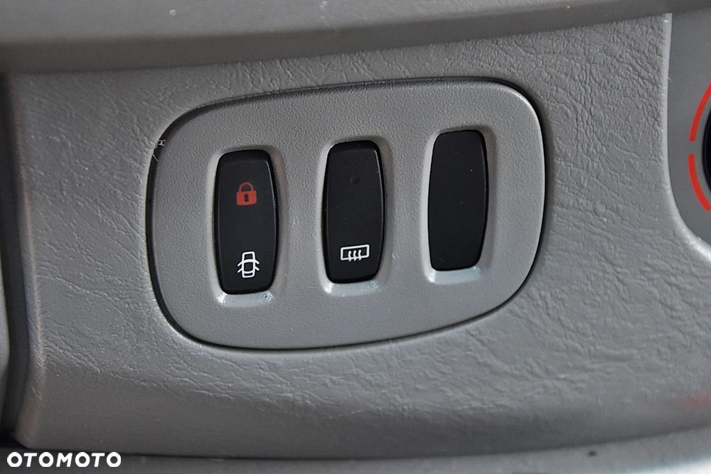 Nissan Primastar 2.0 115KM - 27