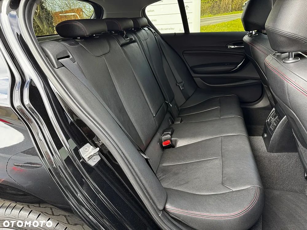BMW Seria 1 120d xDrive Sport Line sport - 13