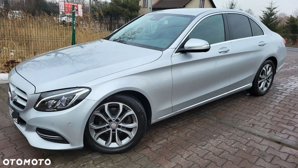 Mercedes-Benz Klasa C 180 (BlueEFFICIENCY) Avantgarde - 32