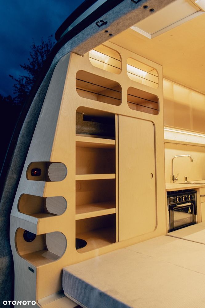 Volkswagen Transporter - 23