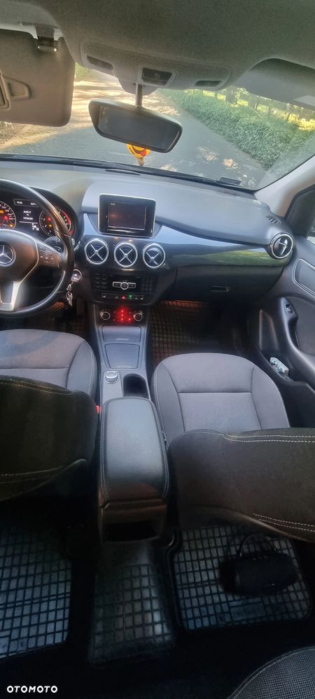Mercedes-Benz Klasa B 180 (BlueEFFICIENCY) 7G-DCT - 10