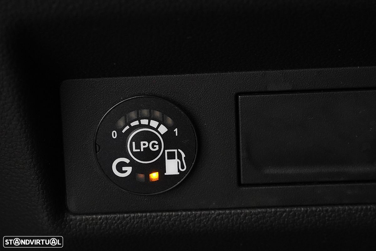 Renault Captur 1.0 TCe Techno Bi-Fuel - 21
