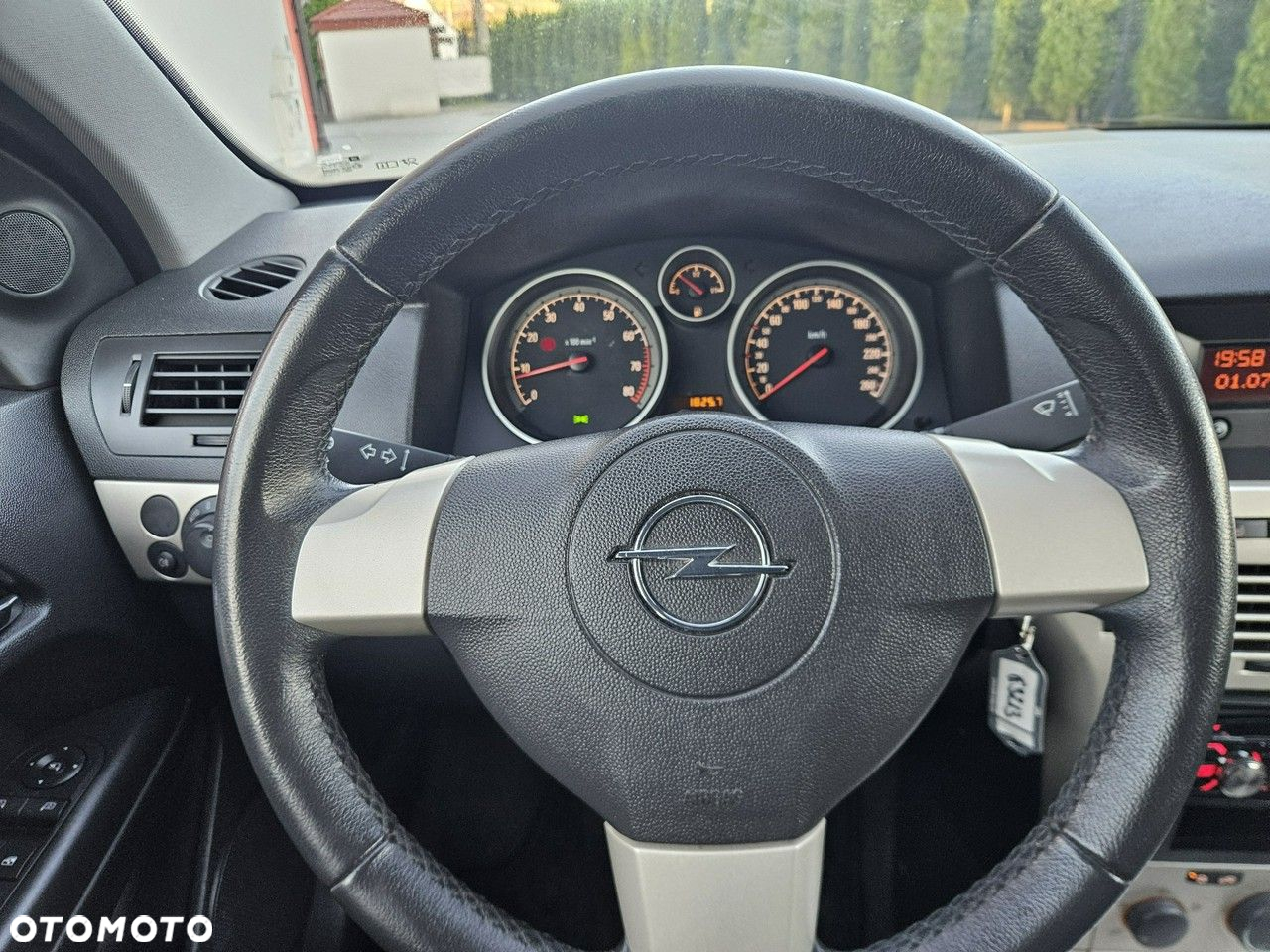 Opel Astra III 1.4 Sport - 27