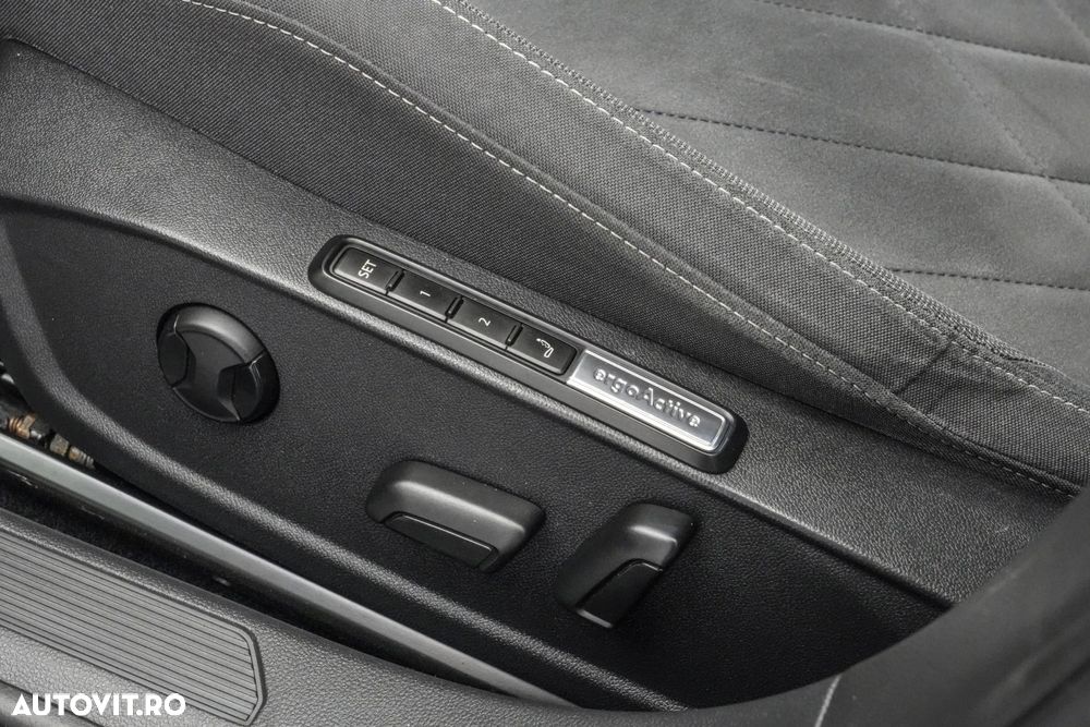 Volkswagen Golf 2.0 TDI 150CP DSG Style - 21