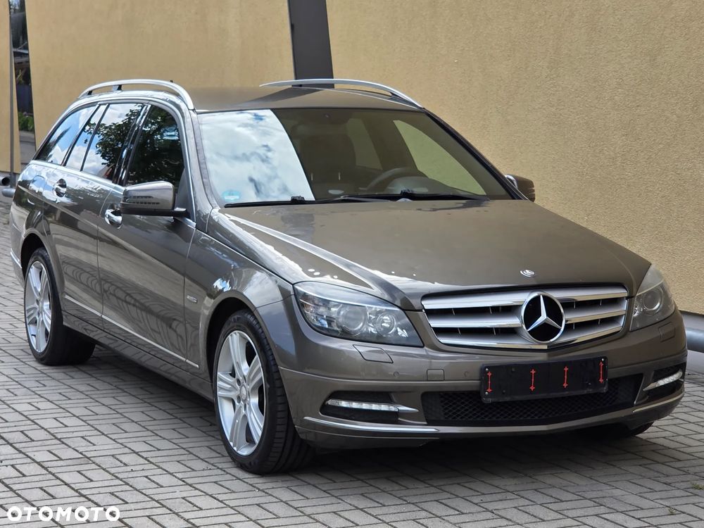 Mercedes-Benz Klasa C 200 (BlueEFFICIENCY) Avantgarde - 8