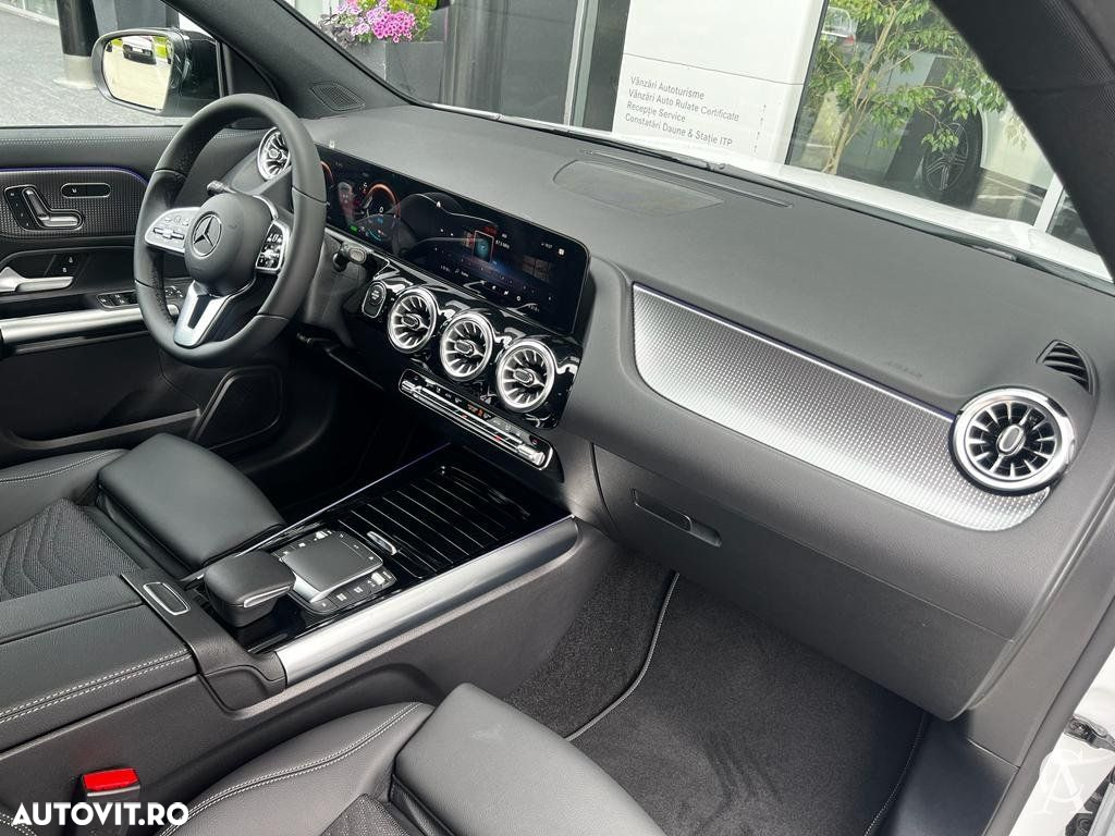 Mercedes-Benz GLA 250 e - 8