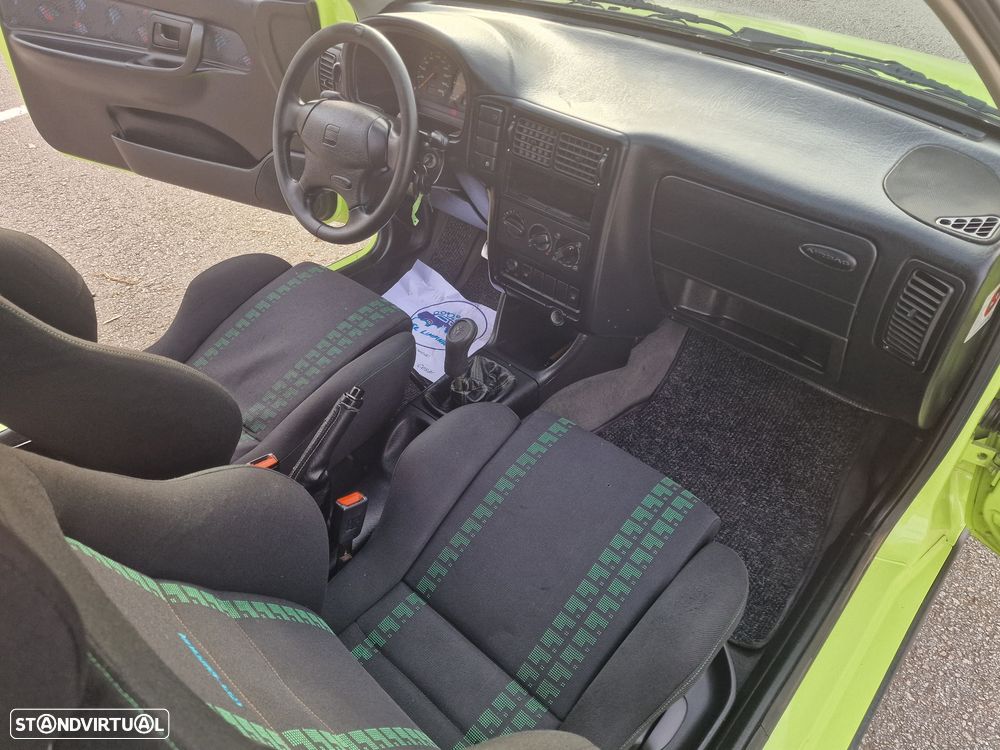 SEAT Ibiza 2.0i GT - 10