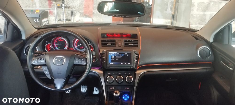 Mazda 6 2.0 Navi + - 4