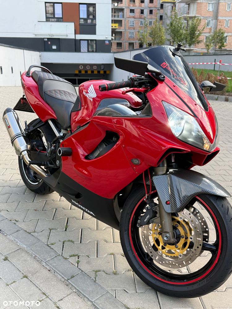 Honda CBR - 7