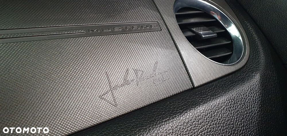 Ford Mustang 3.7 V6 Premium - 27