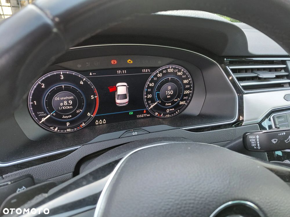 Volkswagen Passat 2.0 TDI SCR DSG Highline - 5
