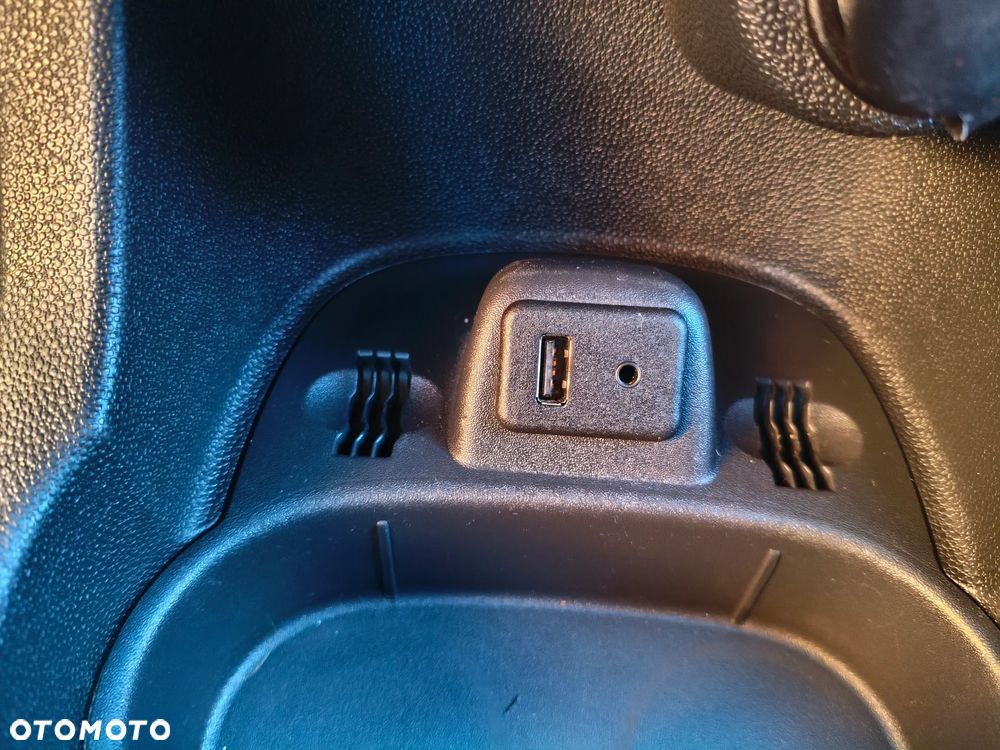 Opel Corsa 1.4 16V Navi - 23