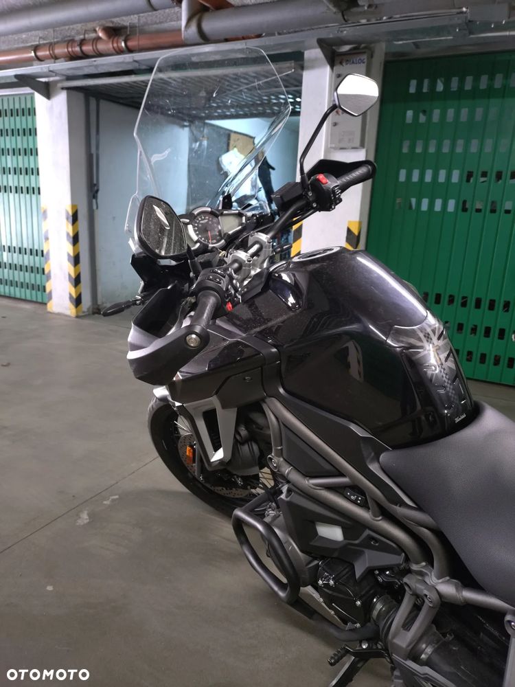 Triumph Tiger - 9