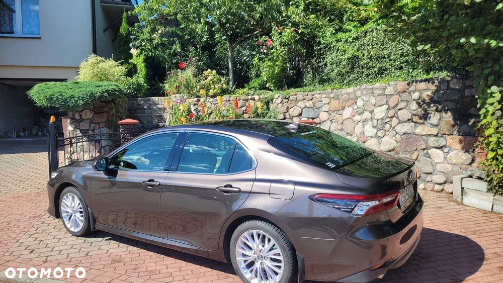 Toyota Camry 2.5 Hybrid Executive CVT - 1