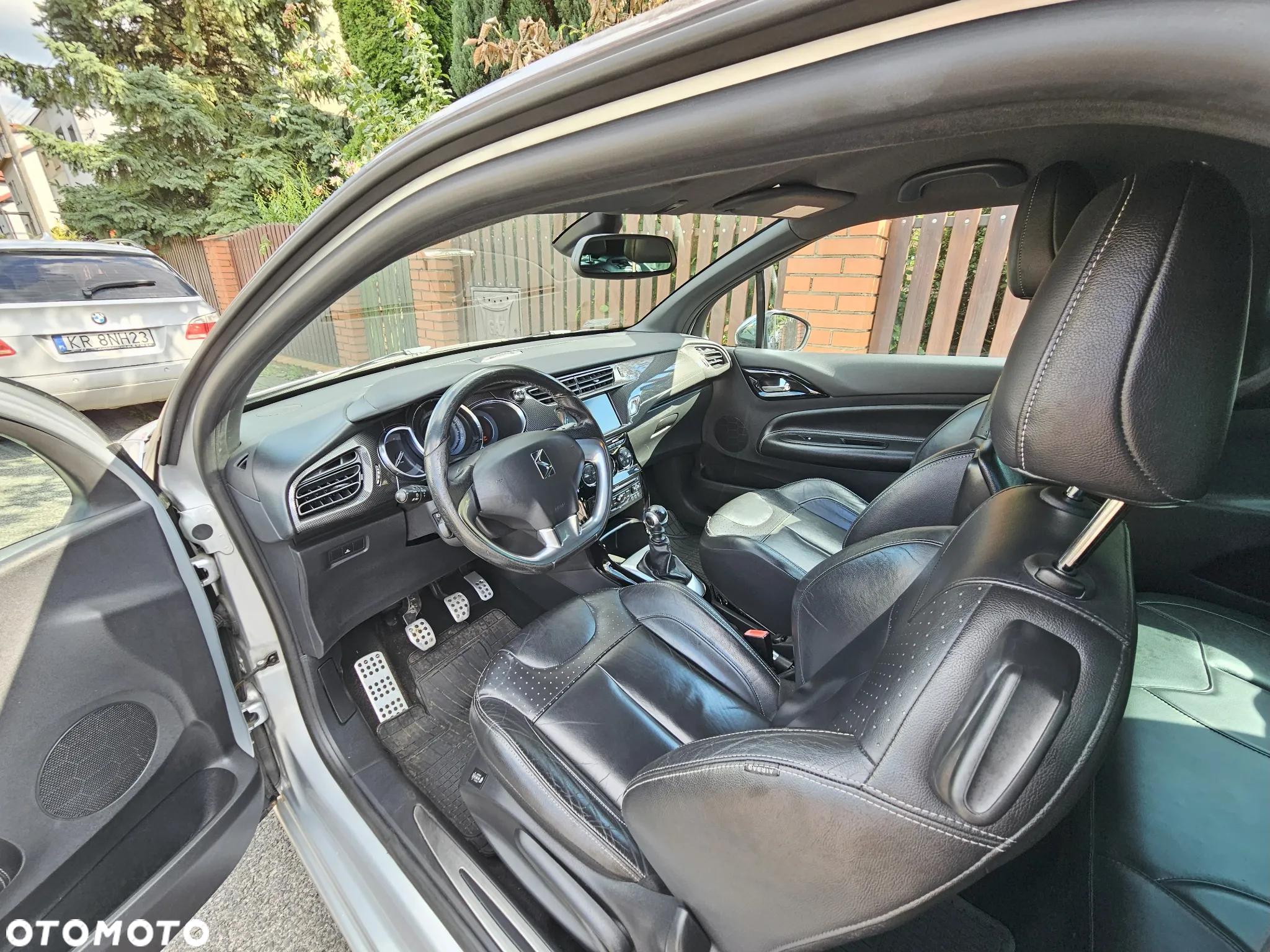 Citroën DS3 1.6 THP SportChic - 8