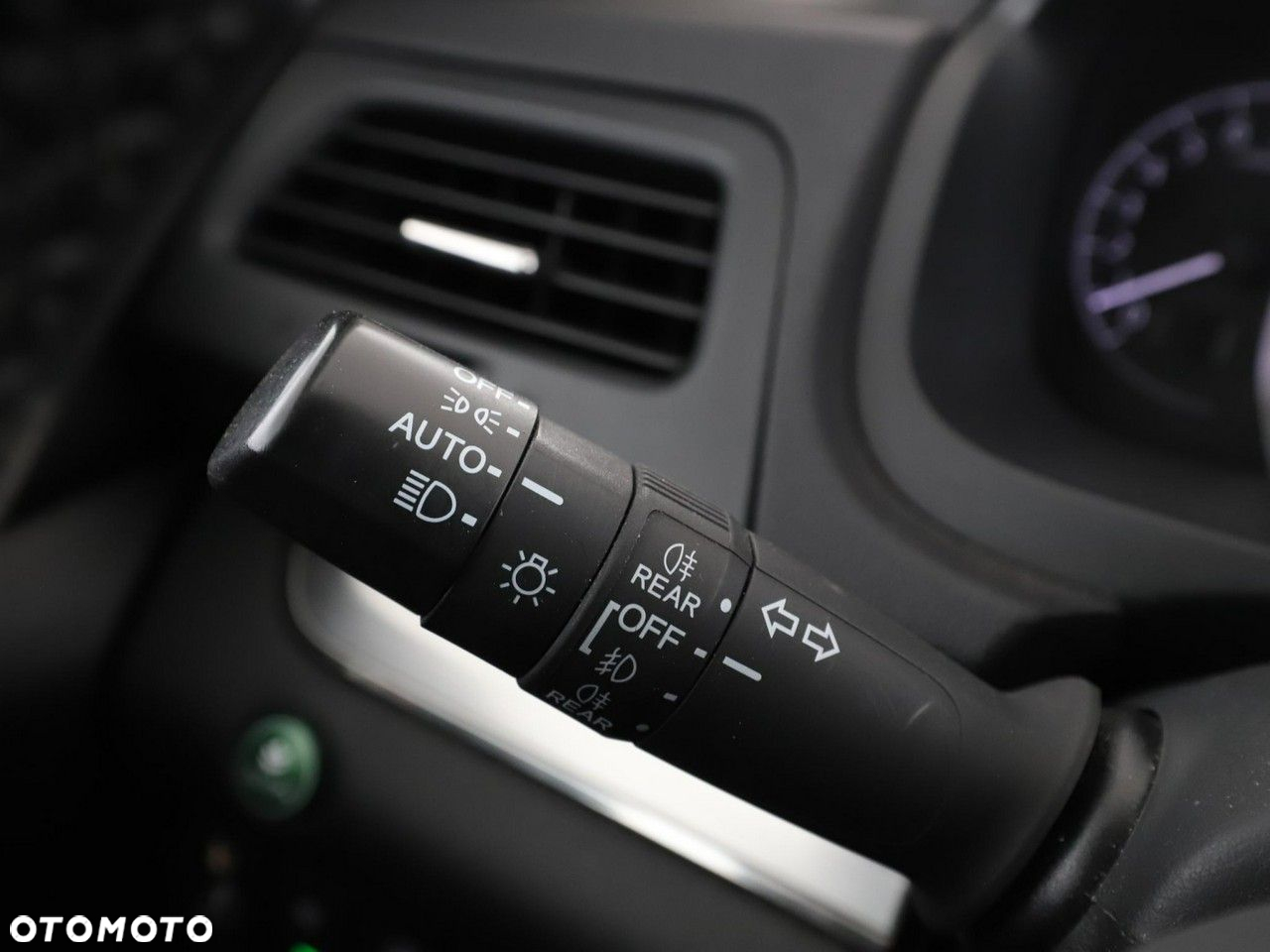 Honda CR-V 2.0i-VTEC 4WD Automatik Elegance - 34