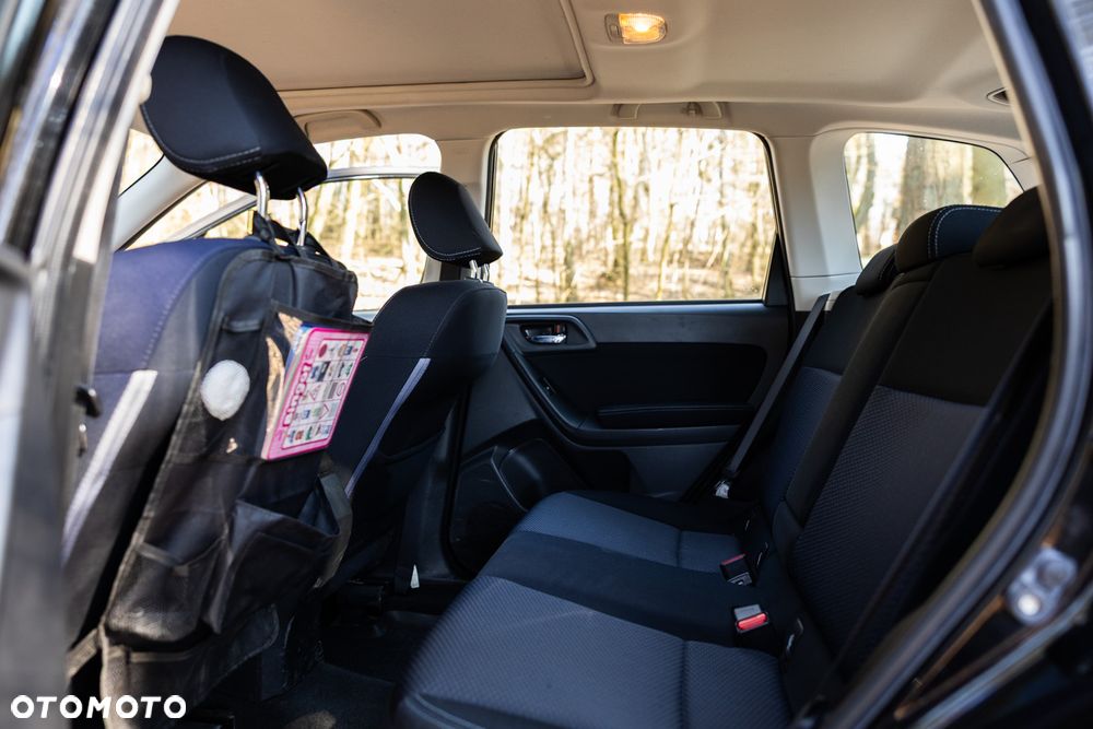Subaru Forester 2.0D Active Lineartronic EU6 - 10