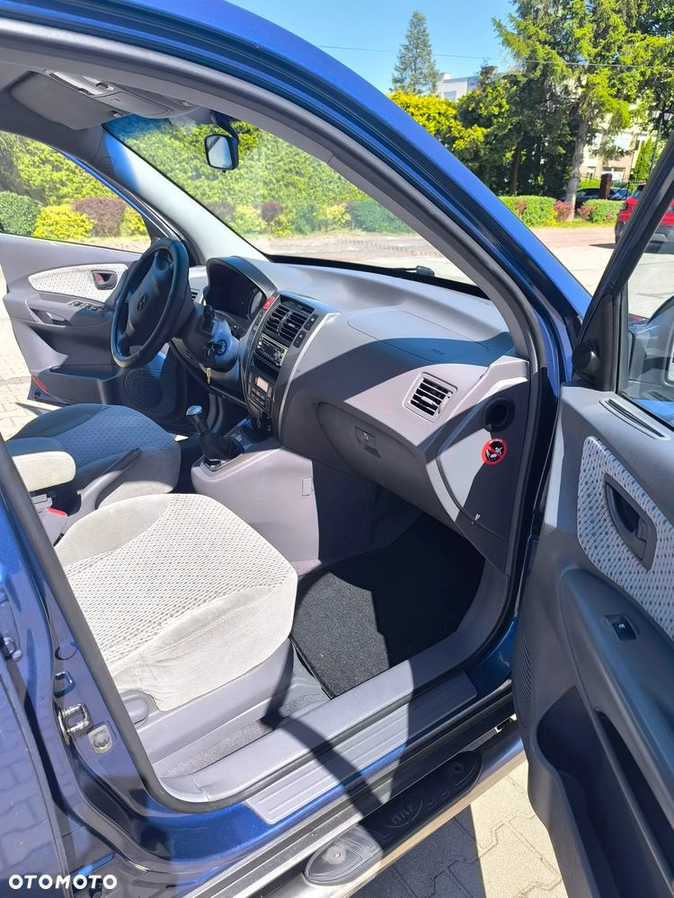 Hyundai Tucson 2.0 4WD GLS - 7
