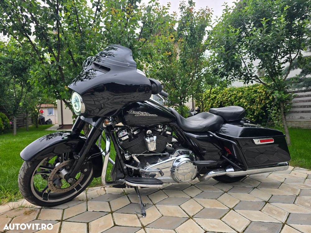 Harley-Davidson Street Glide Special - 3
