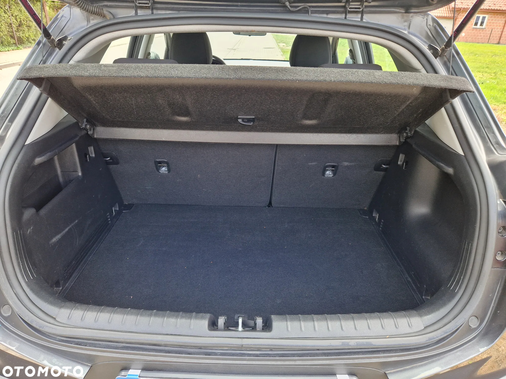 Kia Stonic 1.4 L - 11