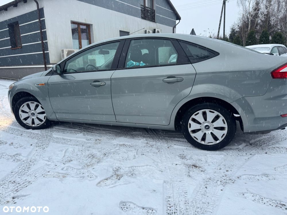 Ford Mondeo - 9