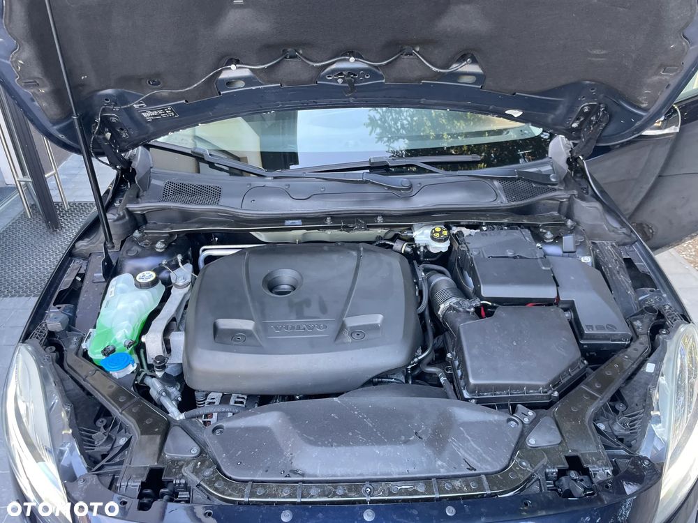 Volvo V40 Cross Country T3 Momentum - 7
