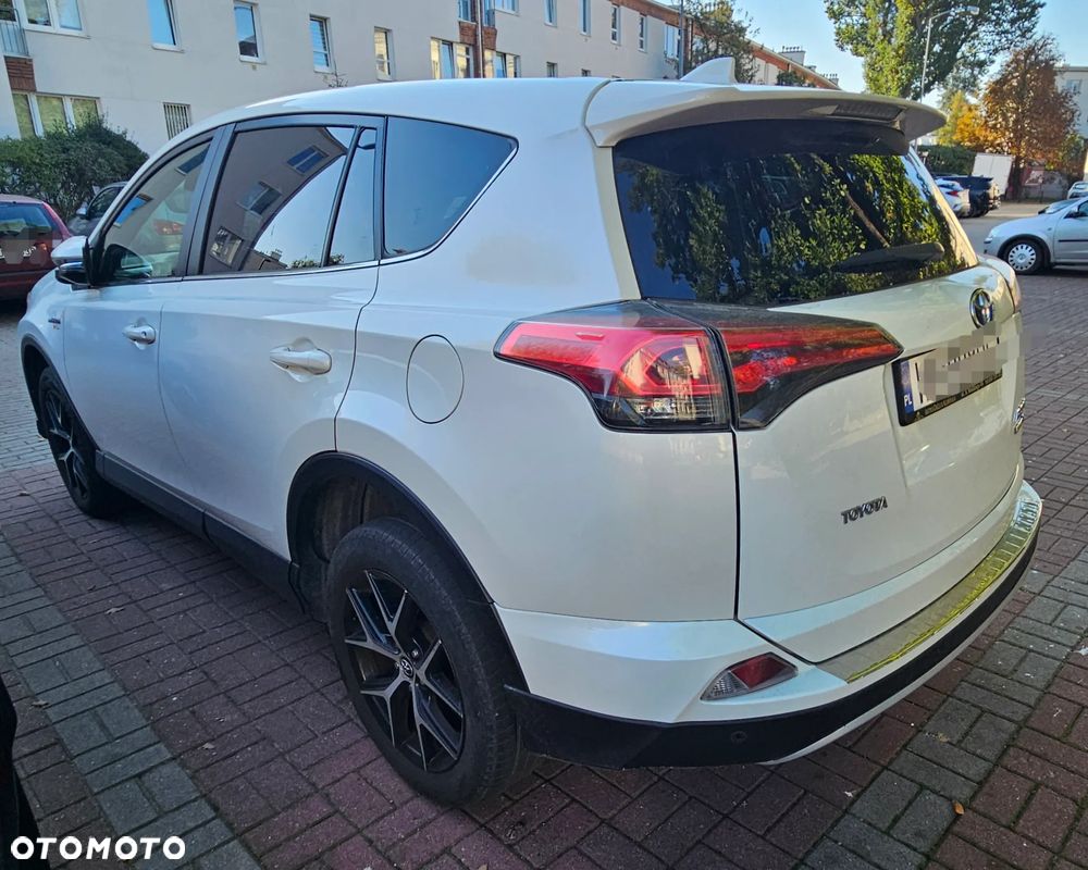 Toyota Rav4 2017 photo 5