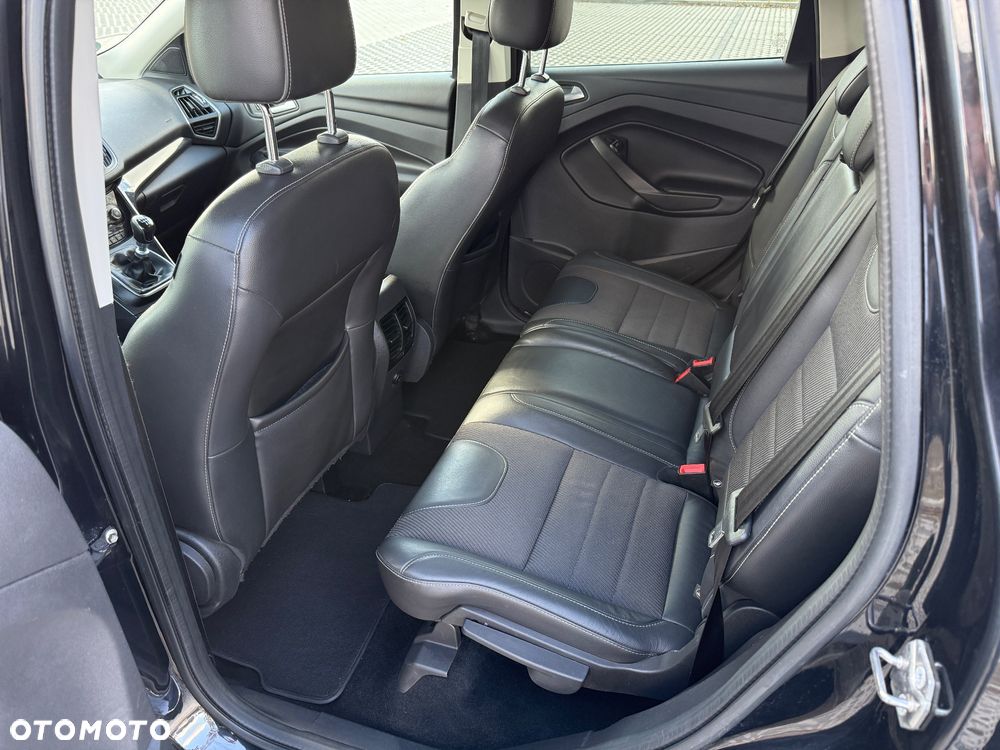 Ford Kuga 2.0 TDCi 4x4 Titanium - 20