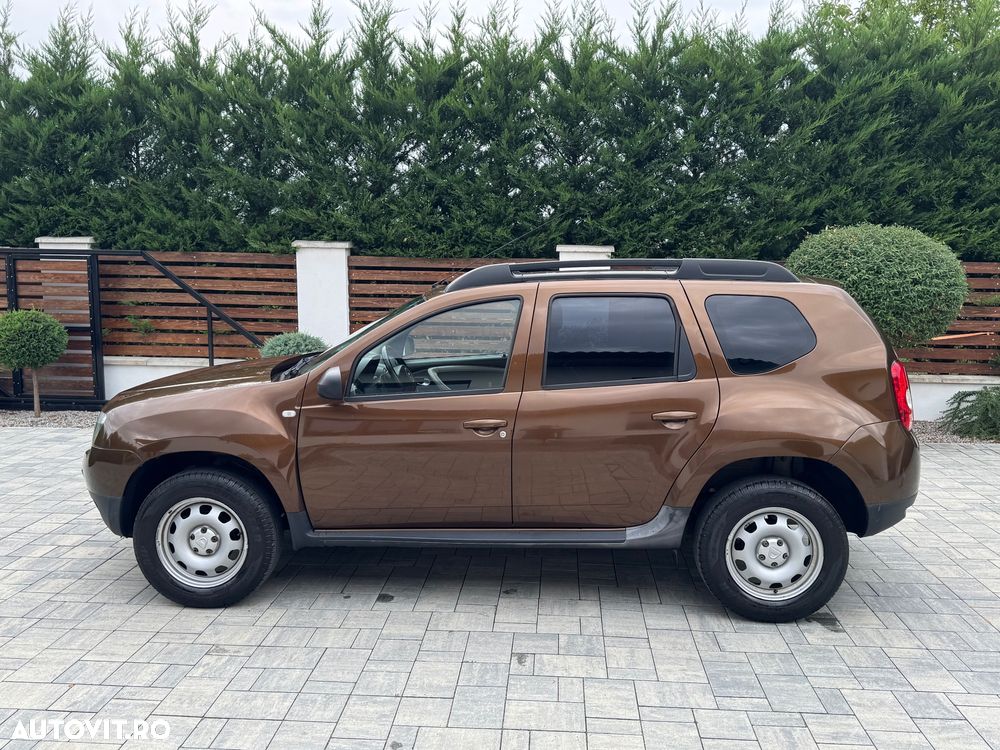Dacia Duster 1.6 4x2 Laureate - 6