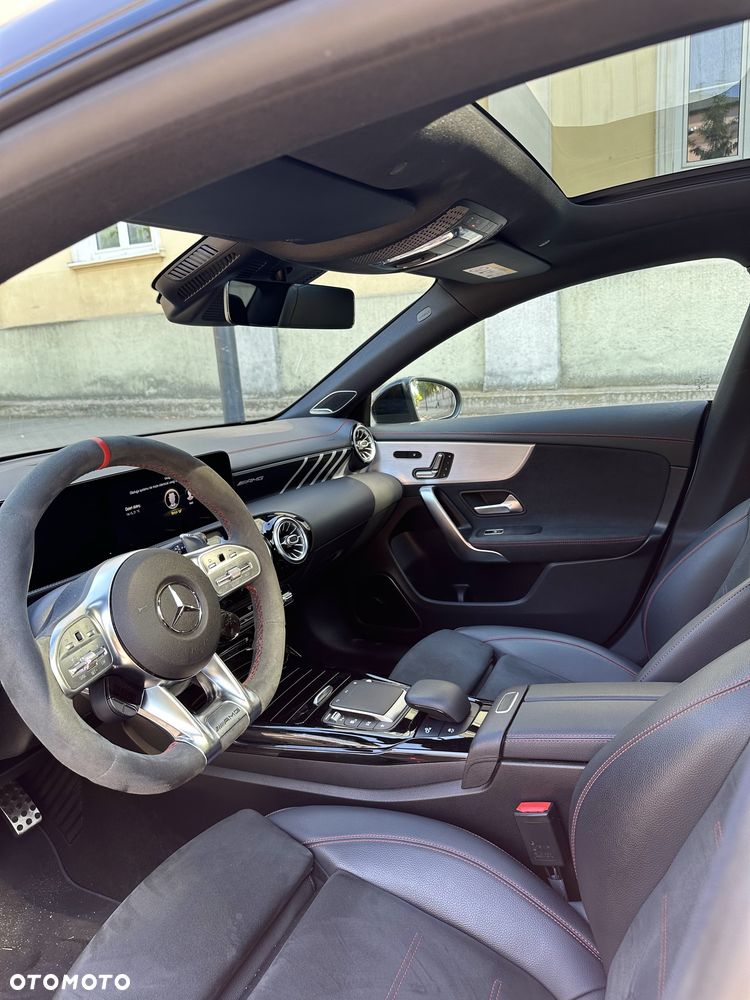 Mercedes-Benz CLA - 8