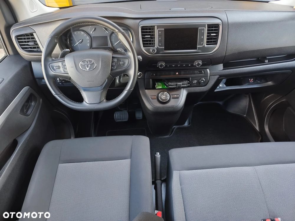 Toyota ProAce - 11