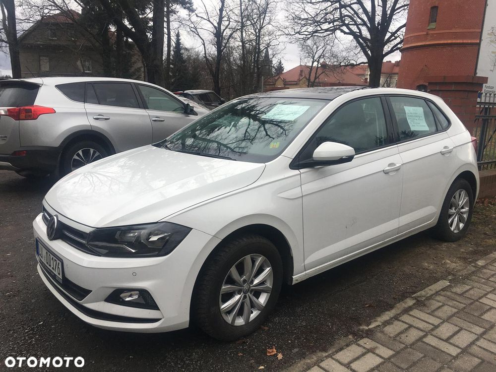 Volkswagen Polo - 2