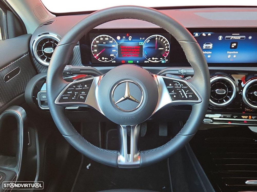 Mercedes-Benz A 250 e 8G-DCT Progressive - 15