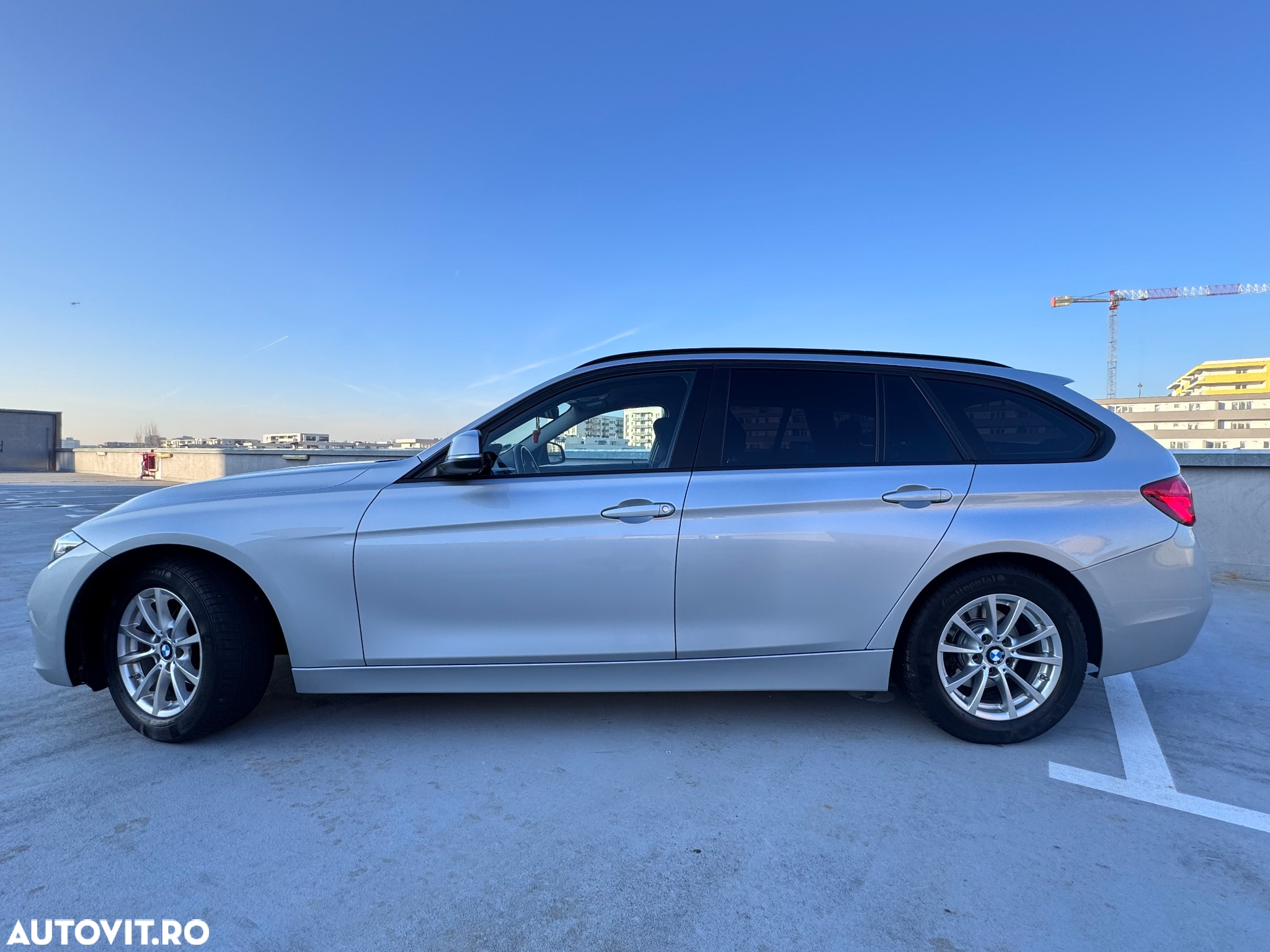 BMW Seria 3 318d Touring Aut. - 4
