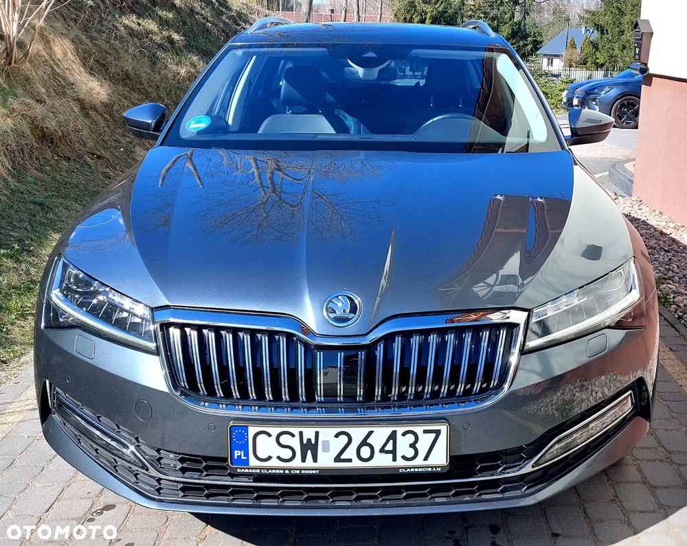 Skoda Superb 2.0 TDI DSG Premium Edition - 2