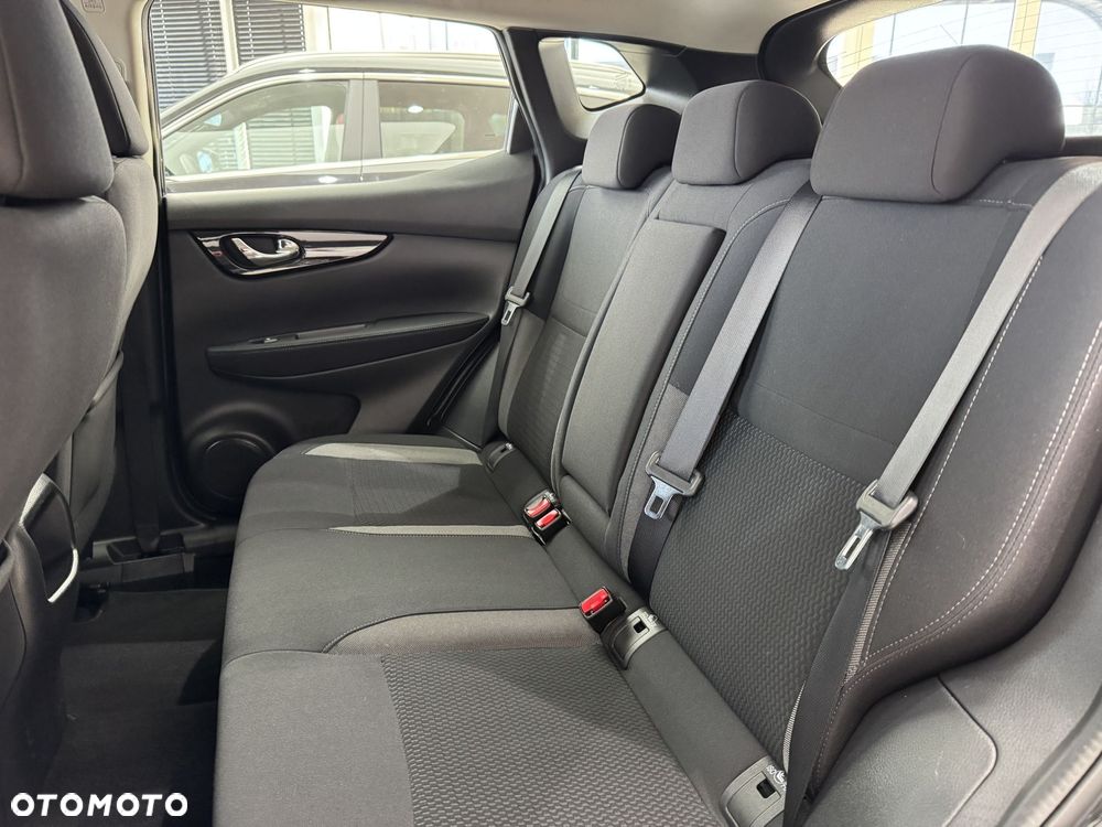 Nissan Qashqai - 12