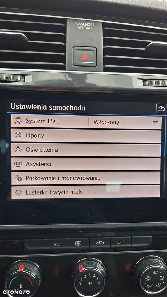 Volkswagen Golf 2.0 TDI BMT Comfortline - 28
