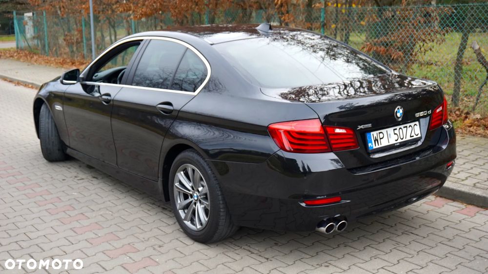 BMW Seria 5 520d xDrive - 5