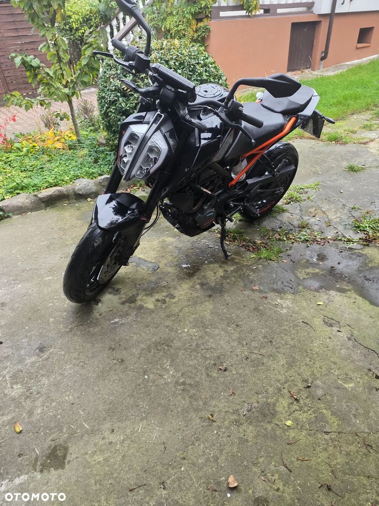 KTM Duke 125