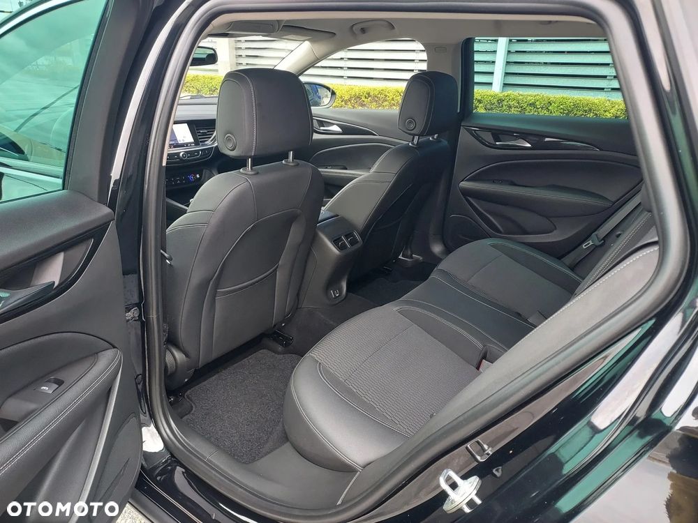 Opel Insignia Sports Tourer 1.5 ECOTEC Direct Inj Turbo Innovation - 21