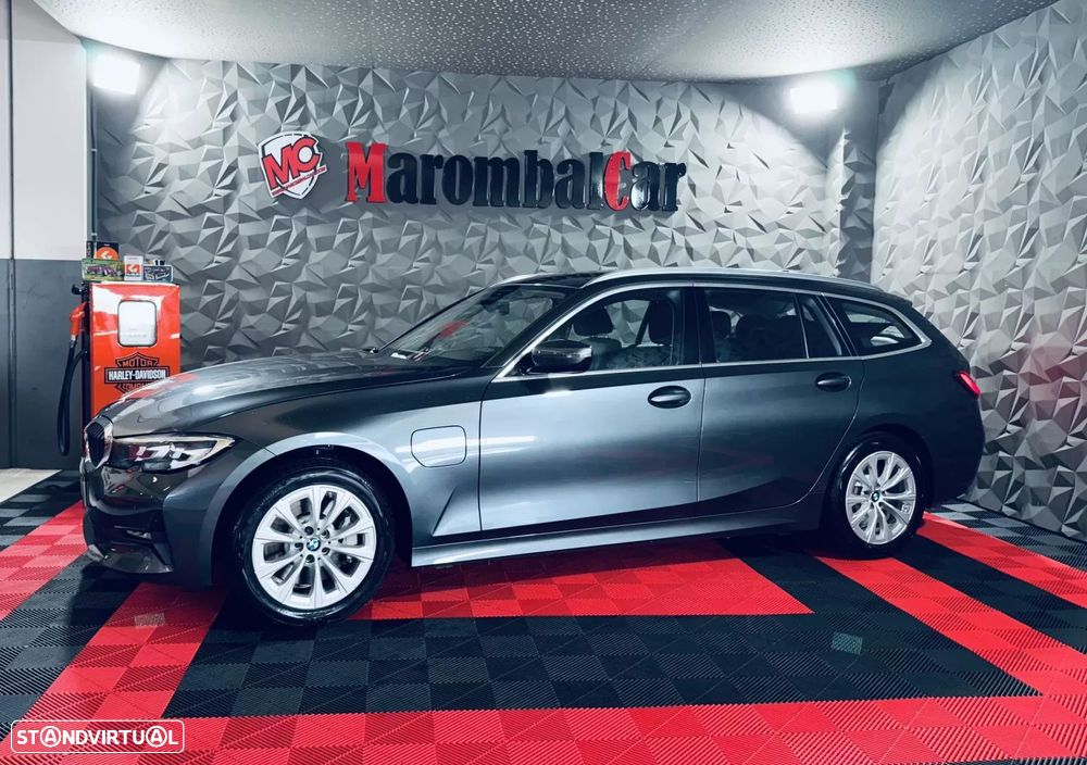 BMW 330 e Touring Aut. Sport Line - 18