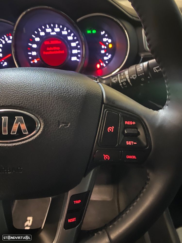 Kia Rio 1.2 CVVT Urban - 10