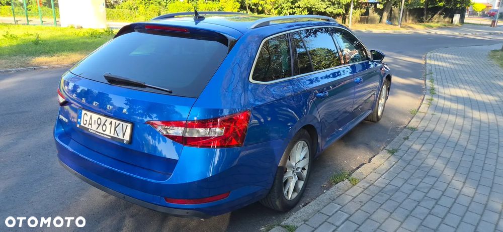 Skoda Superb 1.5 TSI Ambition DSG - 24